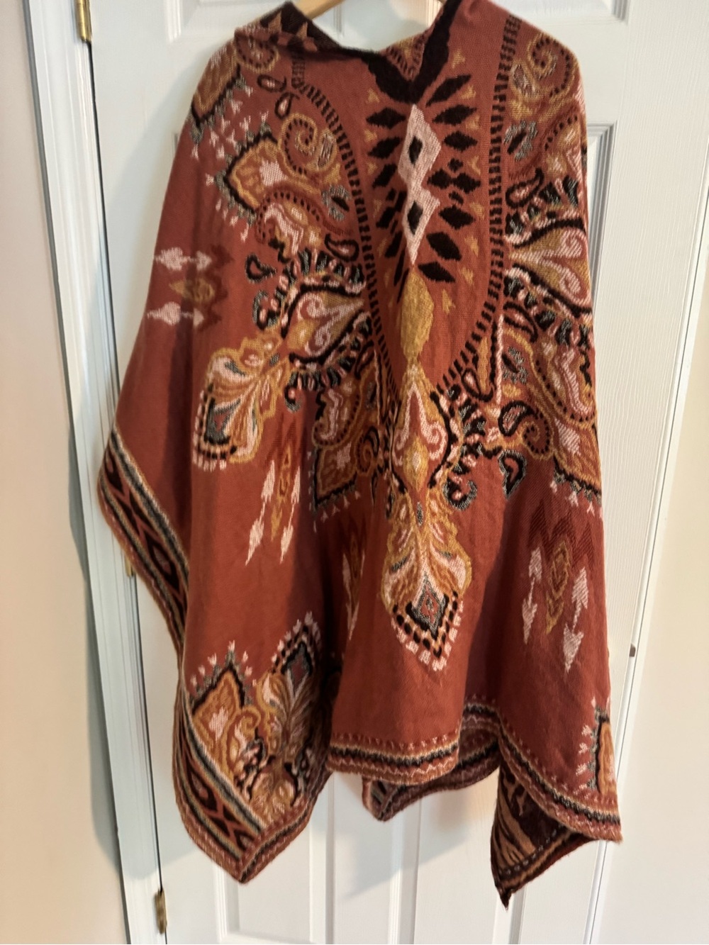 Free People Angle Wings open front poncho/cape one size - Picture 6 of 9